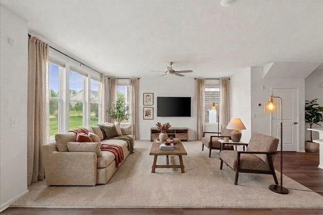 162 Waverly Court, Bloomingdale, IL 60108