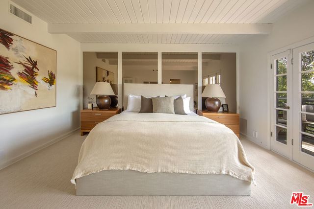 8595 Skyline Drive, Los Angeles, CA 90046