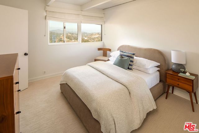 8595 Skyline Drive, Los Angeles, CA 90046