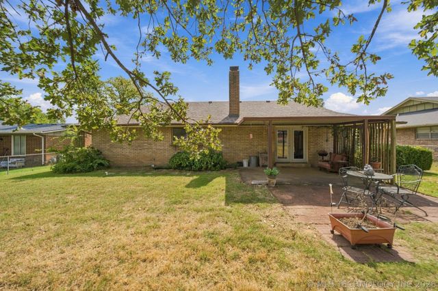 1011 E Teresa Avenue, Sapulpa, OK 74066