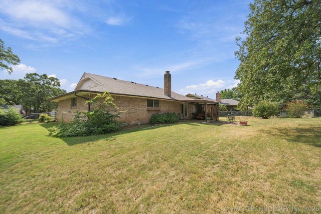 1011 E Teresa Avenue, Sapulpa, OK 74066