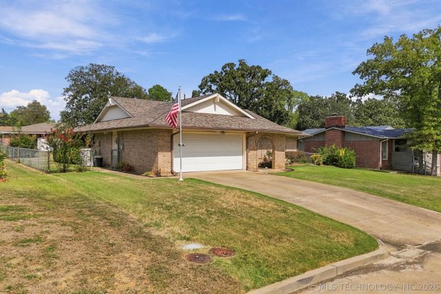 1011 E Teresa Avenue, Sapulpa, OK 74066