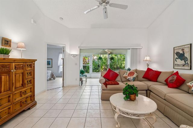 2504 NEW HAVEN CIRCLE, Sun City Center, FL 33573