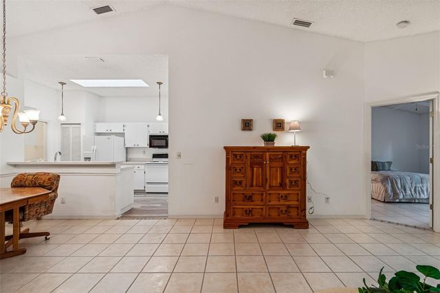 2504 NEW HAVEN CIRCLE, Sun City Center, FL 33573