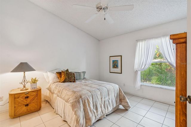 2504 NEW HAVEN CIRCLE, Sun City Center, FL 33573