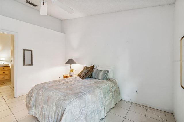 2504 NEW HAVEN CIRCLE, Sun City Center, FL 33573