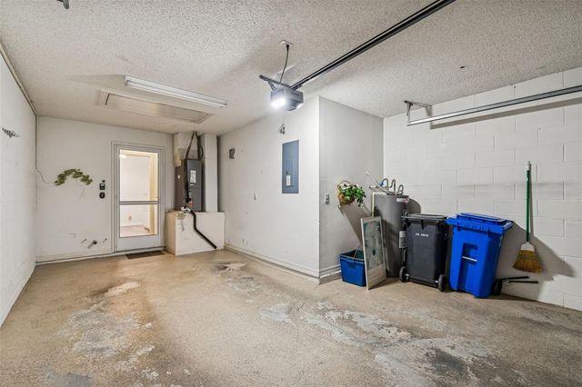 2504 NEW HAVEN CIRCLE, Sun City Center, FL 33573