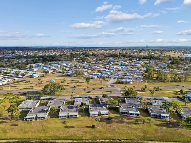 2504 NEW HAVEN CIRCLE, Sun City Center, FL 33573