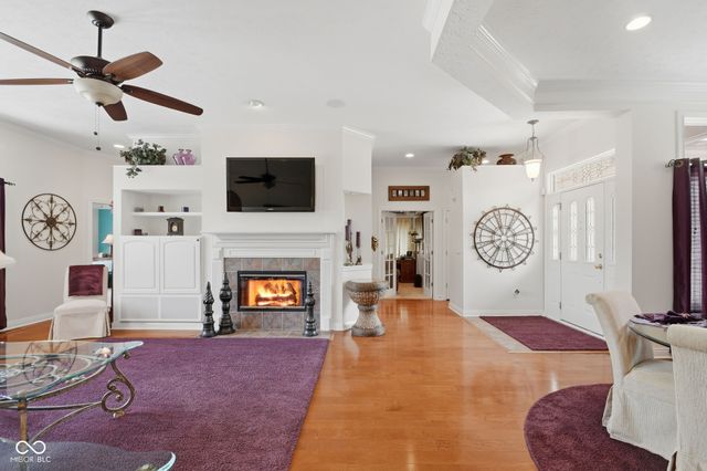 7450 Easy Street, Fishers, IN 46038