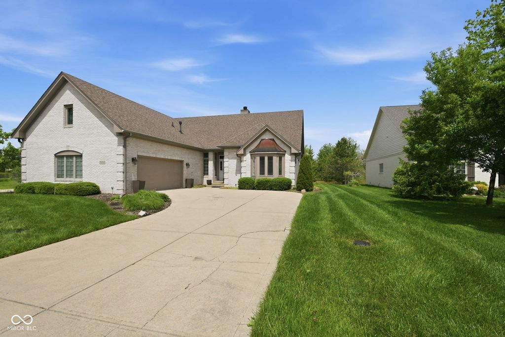 7450 Easy Street, Fishers, IN 46038