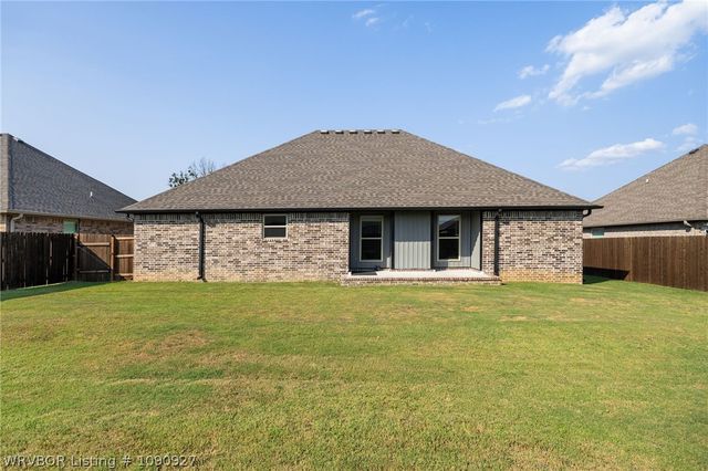 8316 Mclaren Drive, Fort Smith, AR 72916