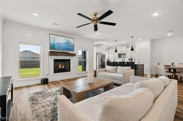 8316 Mclaren Drive, Fort Smith, AR 72916
