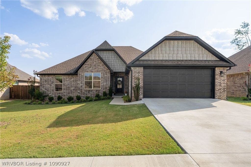 8316 Mclaren Drive, Fort Smith, AR 72916