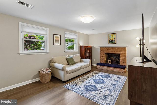 2003 RAMPART DR, Alexandria, VA 22308