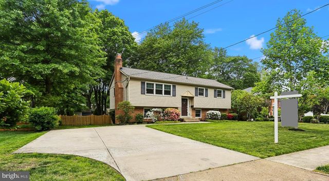 2003 RAMPART DR, Alexandria, VA 22308