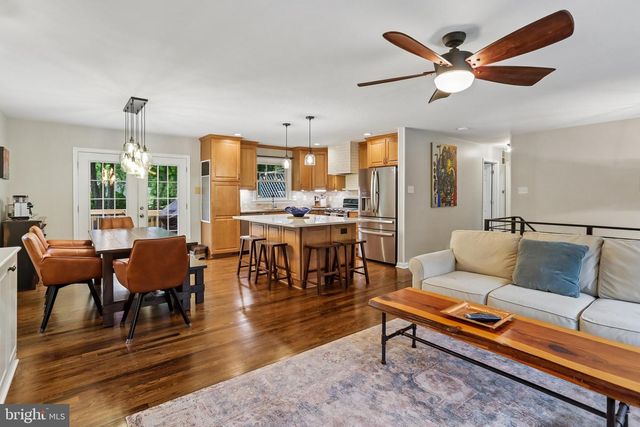 2003 RAMPART DR, Alexandria, VA 22308