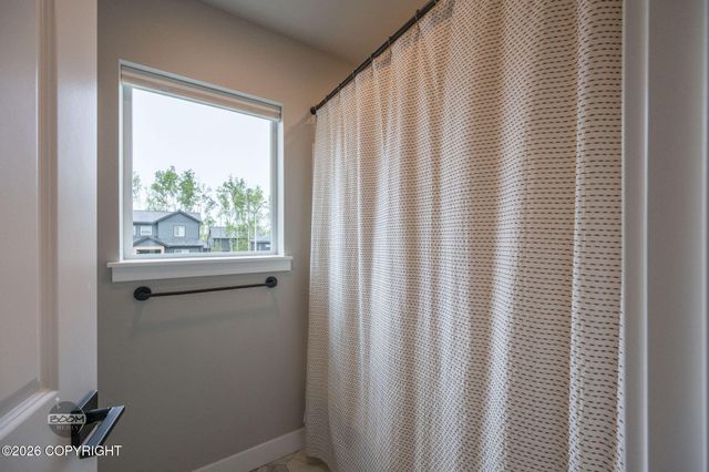 8843 Skyvista Circle, Eagle River, AK 99577