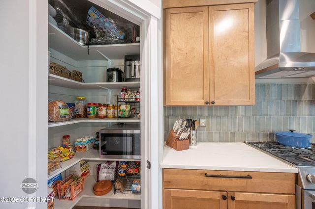 8843 Skyvista Circle, Eagle River, AK 99577