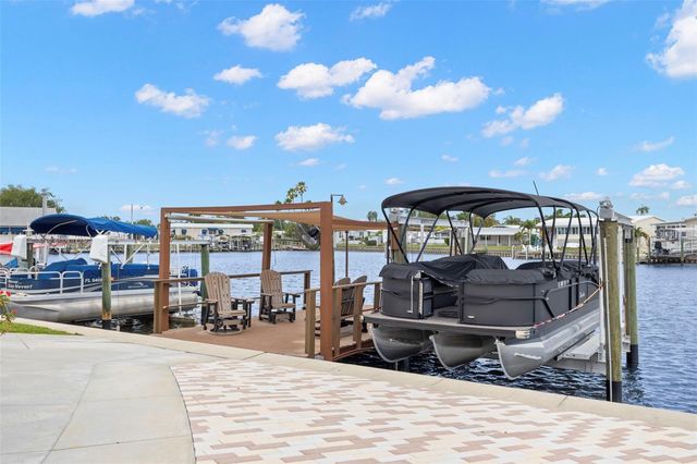 7174 MOUNT ARLINGTON DRIVE NE 419, St Petersburg, FL 33702