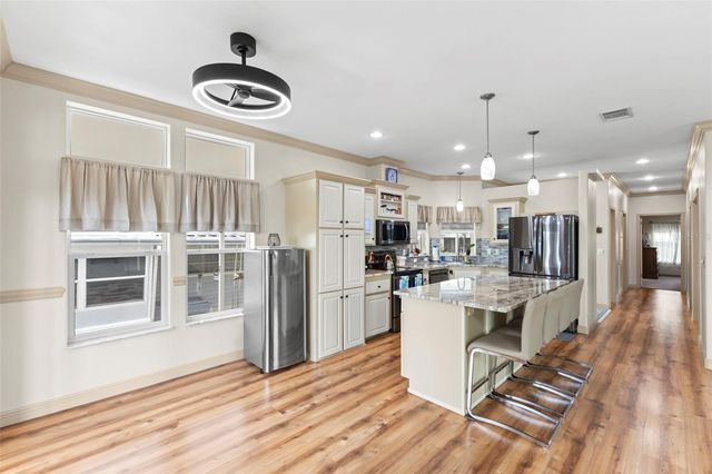 7174 MOUNT ARLINGTON DRIVE NE 419, St Petersburg, FL 33702