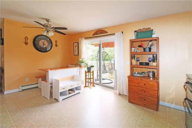 17 Metacomet Street, Portsmouth, RI 02871