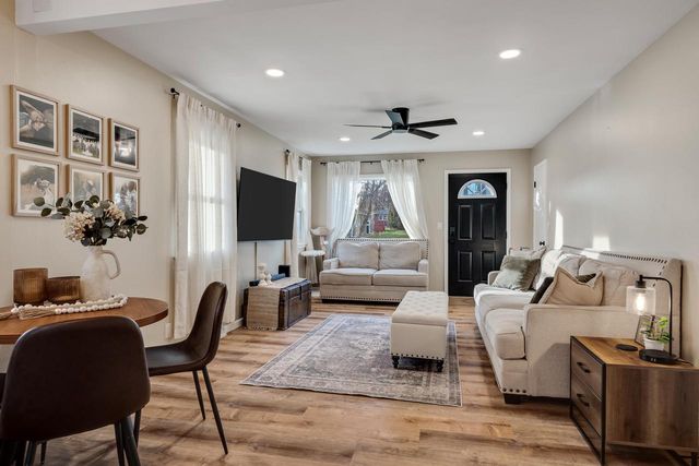 407 Morris STREET, Holmen, WI 54636