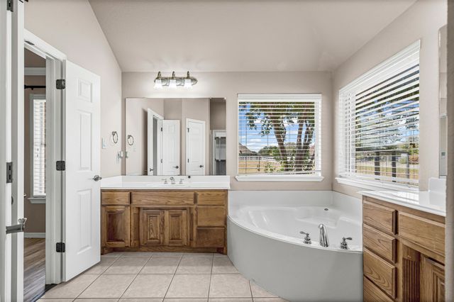 6009 Feather Wind Way, Fort Worth, TX 76135