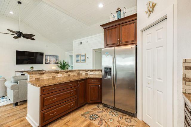 17605 Termini San Luis Pass Road, Galveston, TX 77554