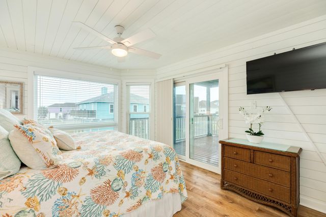 17605 Termini San Luis Pass Road, Galveston, TX 77554