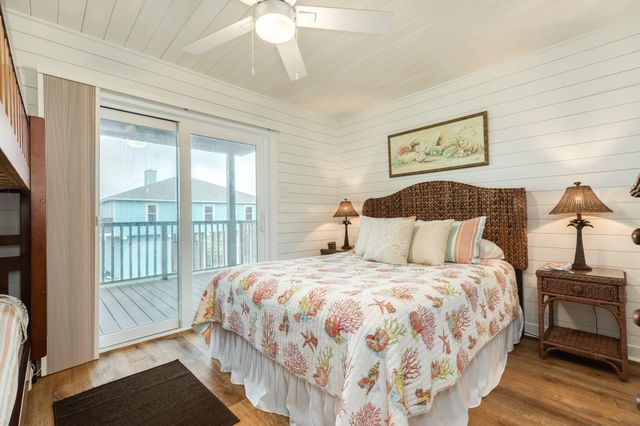 17605 Termini San Luis Pass Road, Galveston, TX 77554