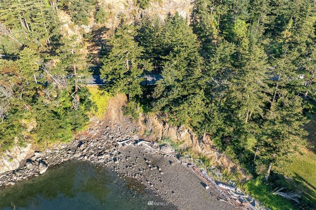 38 Fishing Aly, Orcas Island, WA 98245