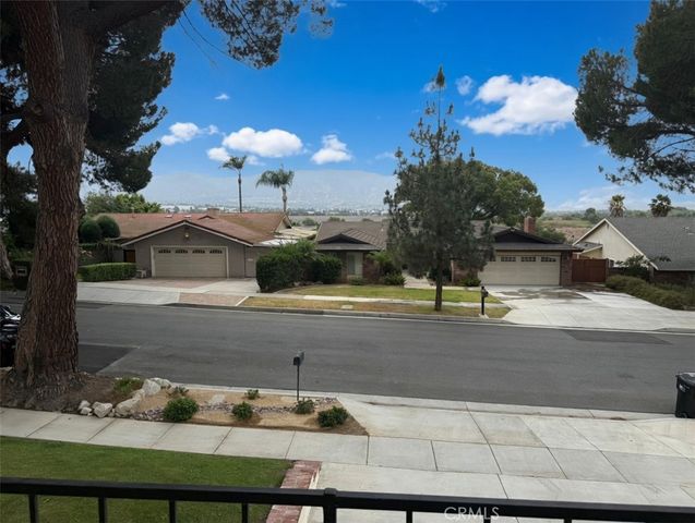1483 Greenbriar Avenue, Corona, CA 92878