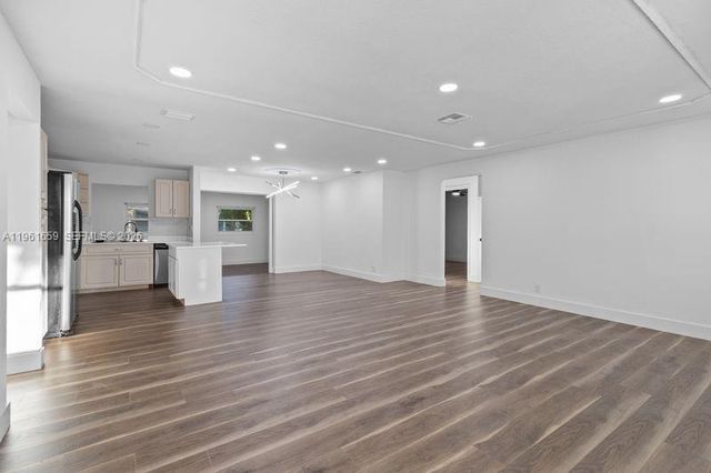 256 NW 78th Ter, Margate, FL 33063