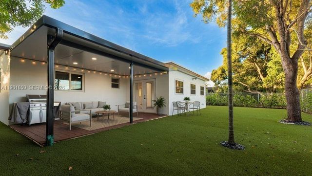 256 NW 78th Ter, Margate, FL 33063