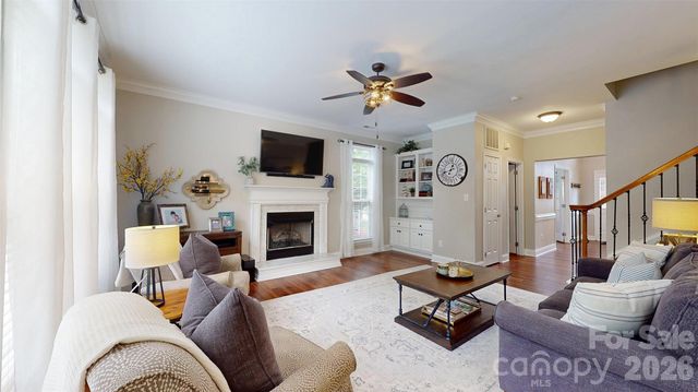 12301 Silveroak Lane, Charlotte, NC 28277