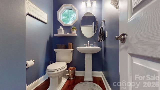 12301 Silveroak Lane, Charlotte, NC 28277