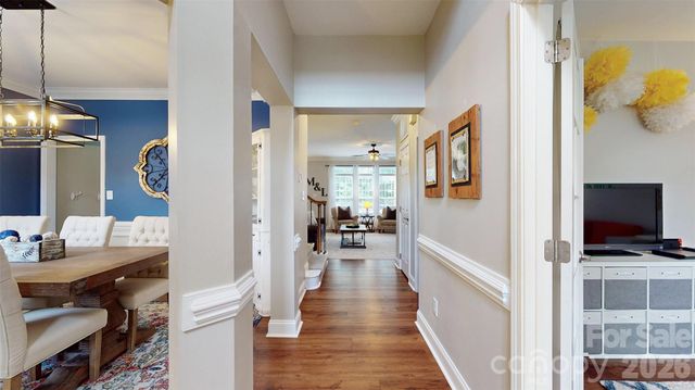 12301 Silveroak Lane, Charlotte, NC 28277