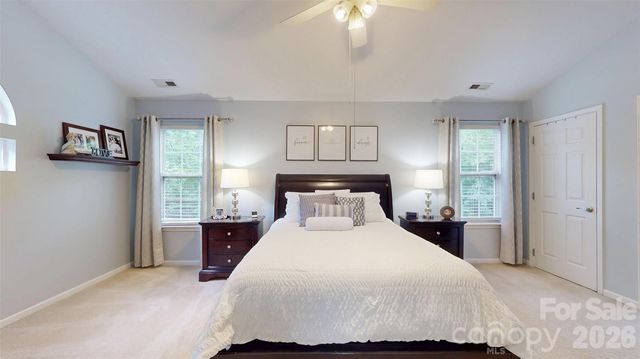 12301 Silveroak Lane, Charlotte, NC 28277