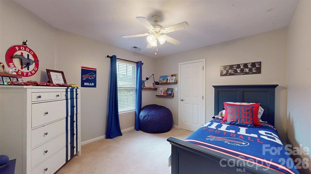 12301 Silveroak Lane, Charlotte, NC 28277