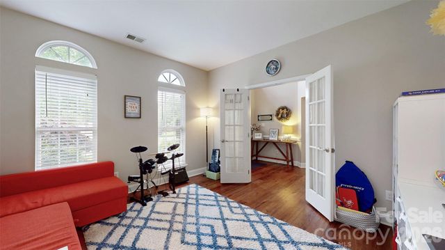 12301 Silveroak Lane, Charlotte, NC 28277