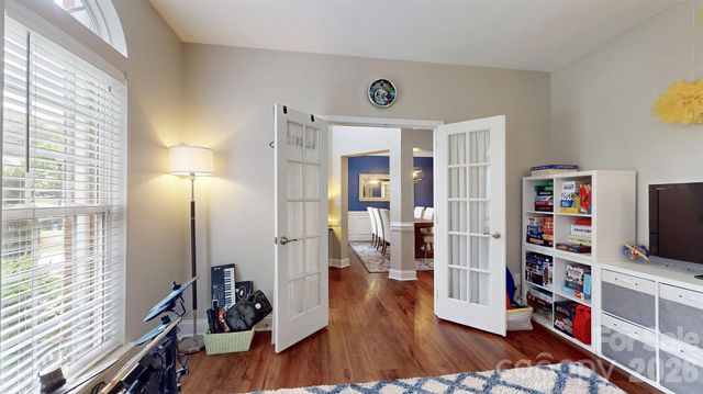 12301 Silveroak Lane, Charlotte, NC 28277