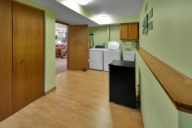 214 Deerpath Drive, Oswego, IL 60543