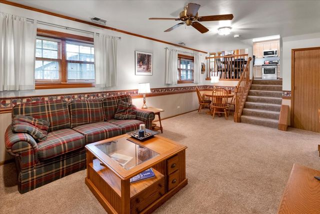 214 Deerpath Drive, Oswego, IL 60543