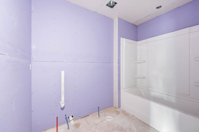 246 Wayne Hall Rd, Clarksville, TN 37040