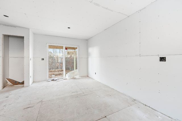 246 Wayne Hall Rd, Clarksville, TN 37040