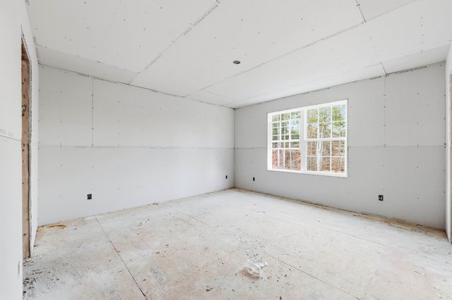 246 Wayne Hall Rd, Clarksville, TN 37040