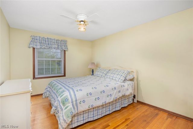 8152 Twin Oaks Drive, Broadview Heights, OH 44147