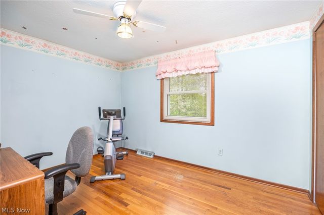 8152 Twin Oaks Drive, Broadview Heights, OH 44147