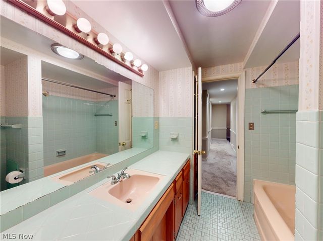 145 Overlook Road, Painesville Twp, OH 44077