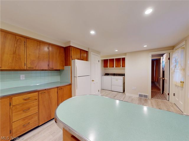 145 Overlook Road, Painesville Twp, OH 44077